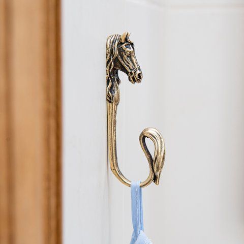 Настенный крючок ручной работы из латуни "Лошадь" 7875928588483 фото